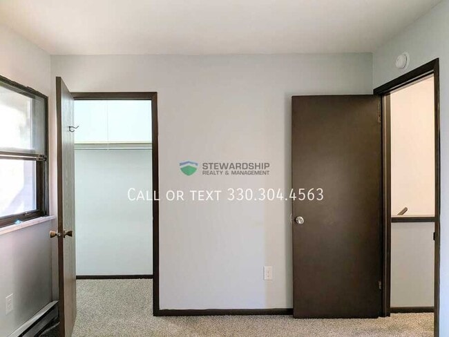 Building Photo - 310 Engadine Ct