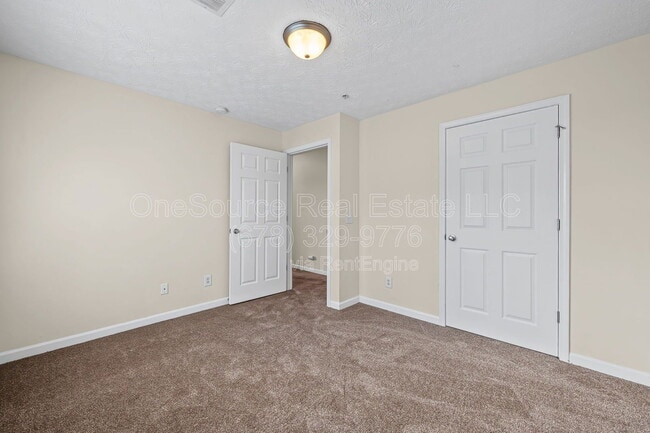 Building Photo - 1202 Fairington Club Dr