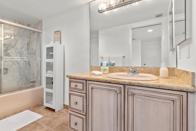 Building Photo - 3475 S Ocean Blvd