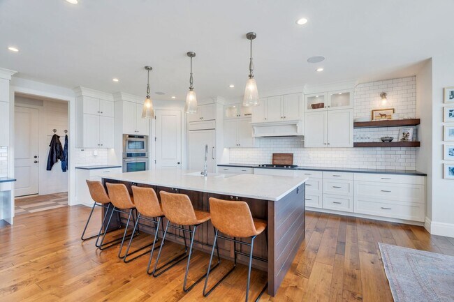 Building Photo - 2872 N Sorrel Dr