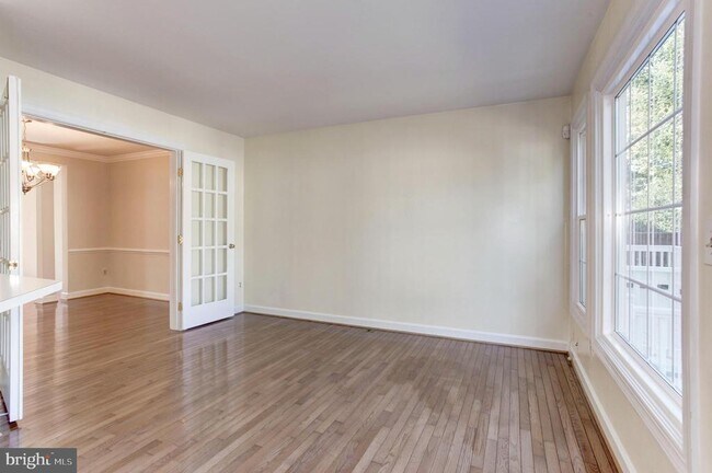 Building Photo - 7441 Heatherfield Ln