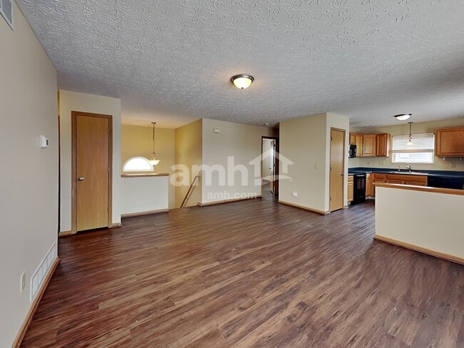 Building Photo - 514 Hannifin Dr