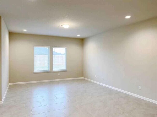 Building Photo - 29602 Juniper Ct