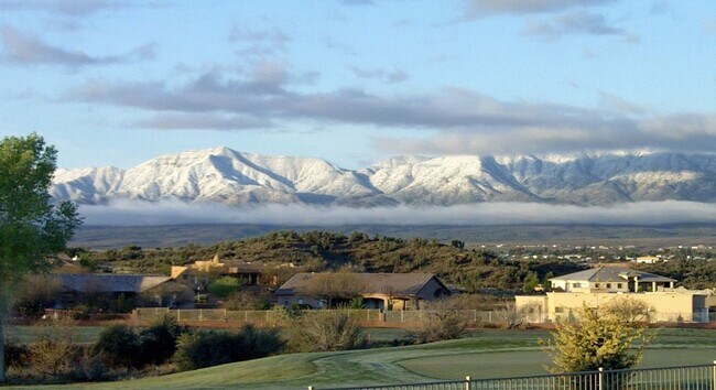 Building Photo - LUXURY HOME FULLY FURNISHED ON GOLF COURSE! GORGEOUS VIEWS OF MINGUS MOUNTAINS