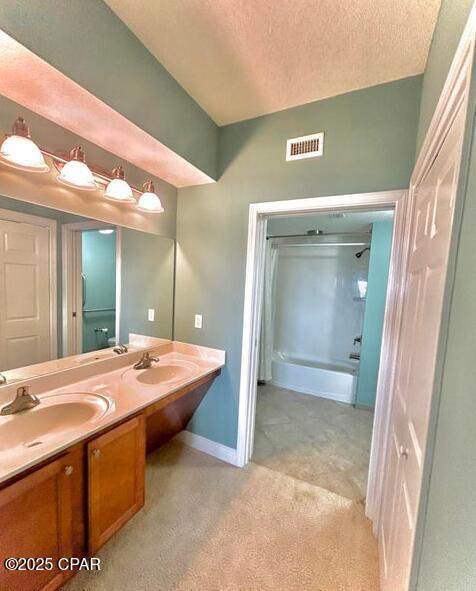 Building Photo - 2400 Grandiflora Blvd