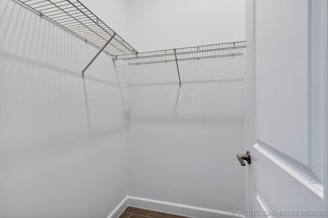 Building Photo - 799 Hookline Cir