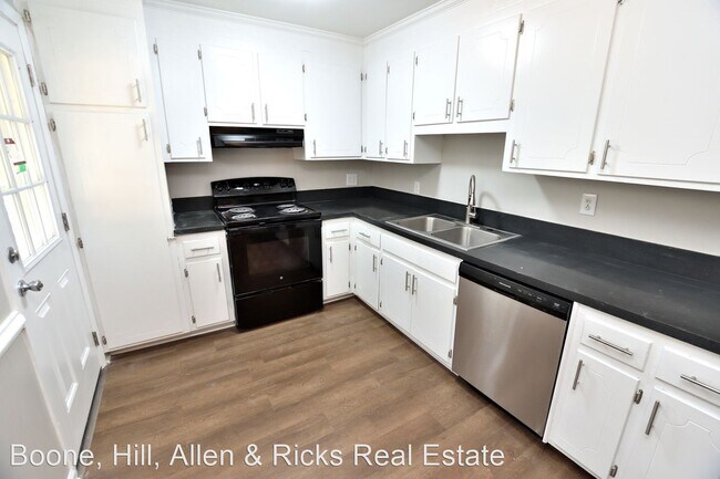 Building Photo - 3 br, 2 bath House - 733 Westwood Drive