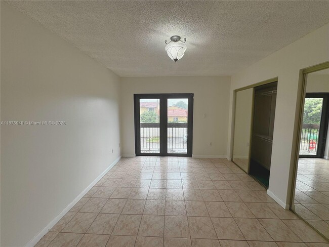 Building Photo - 2071 W 54th St