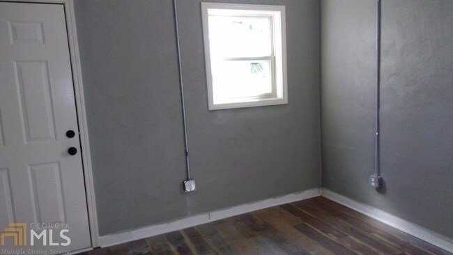 Building Photo - 257 Sciple Terrace NW