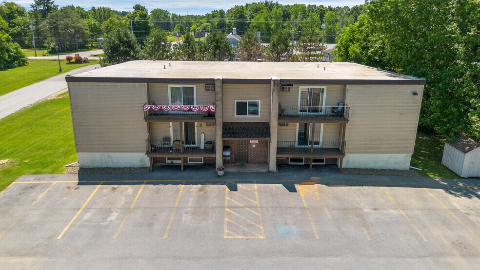 Building Photo - 15 Kimberly Ln