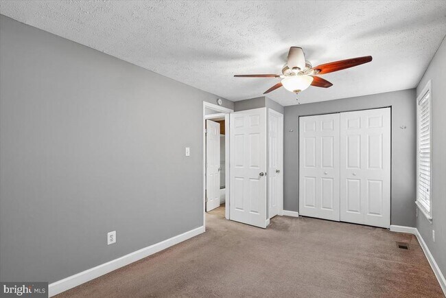 Building Photo - 1594 Lodge Pole Ct