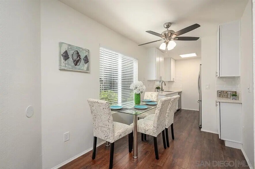 Building Photo - 6735 Amherst St