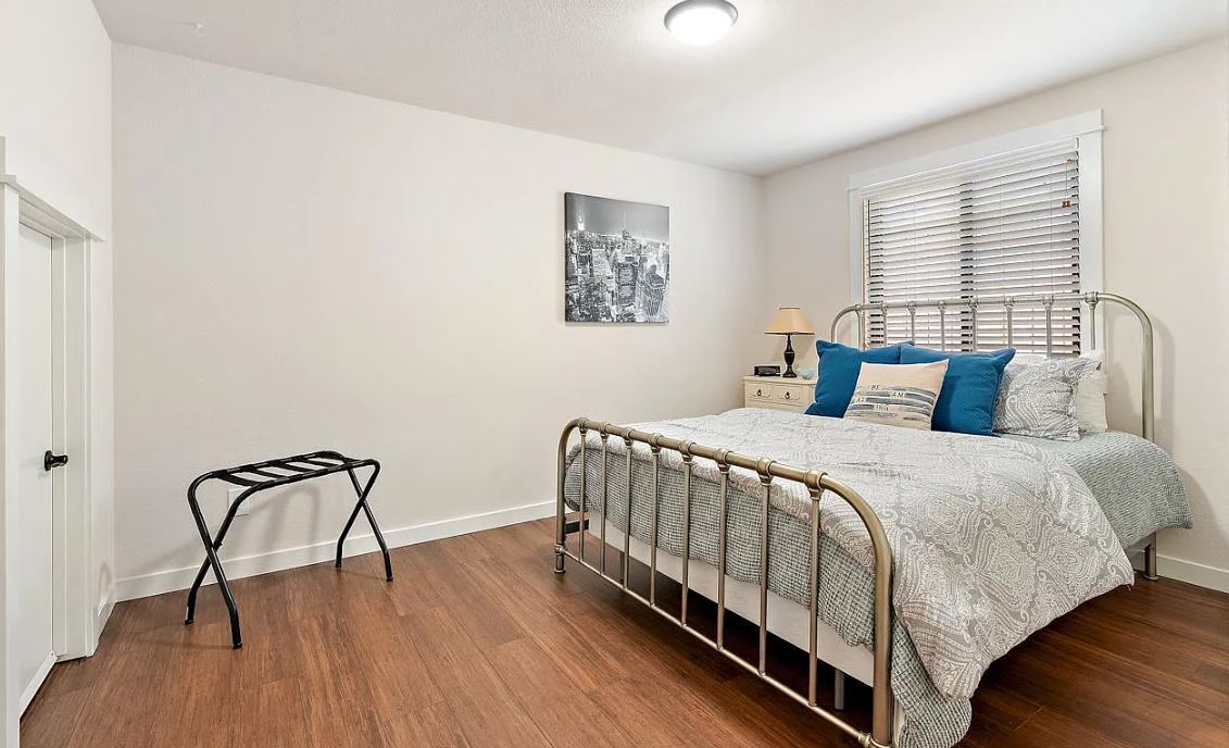 Building Photo - 3541 N Plantation River Dr