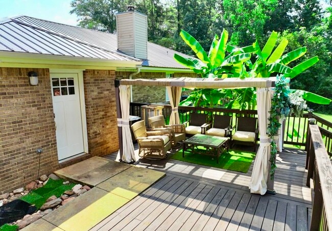 Building Photo - 7266 20th Ave