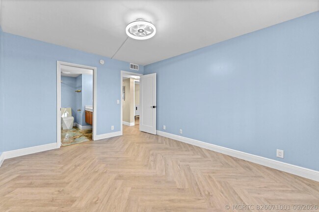 Building Photo - 4055 Wolverton C