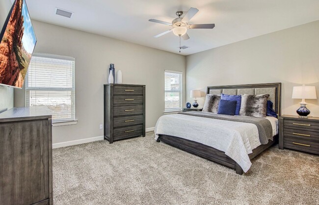 Building Photo - Eastside Beautiful 3 bed/2 baths for RENT