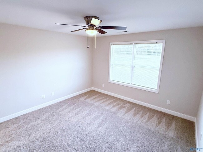 Building Photo - 118 Fuller Dr