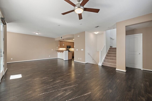 Building Photo - Luxury 2 Bedroom, 2.5 Bath Townhome Near D...