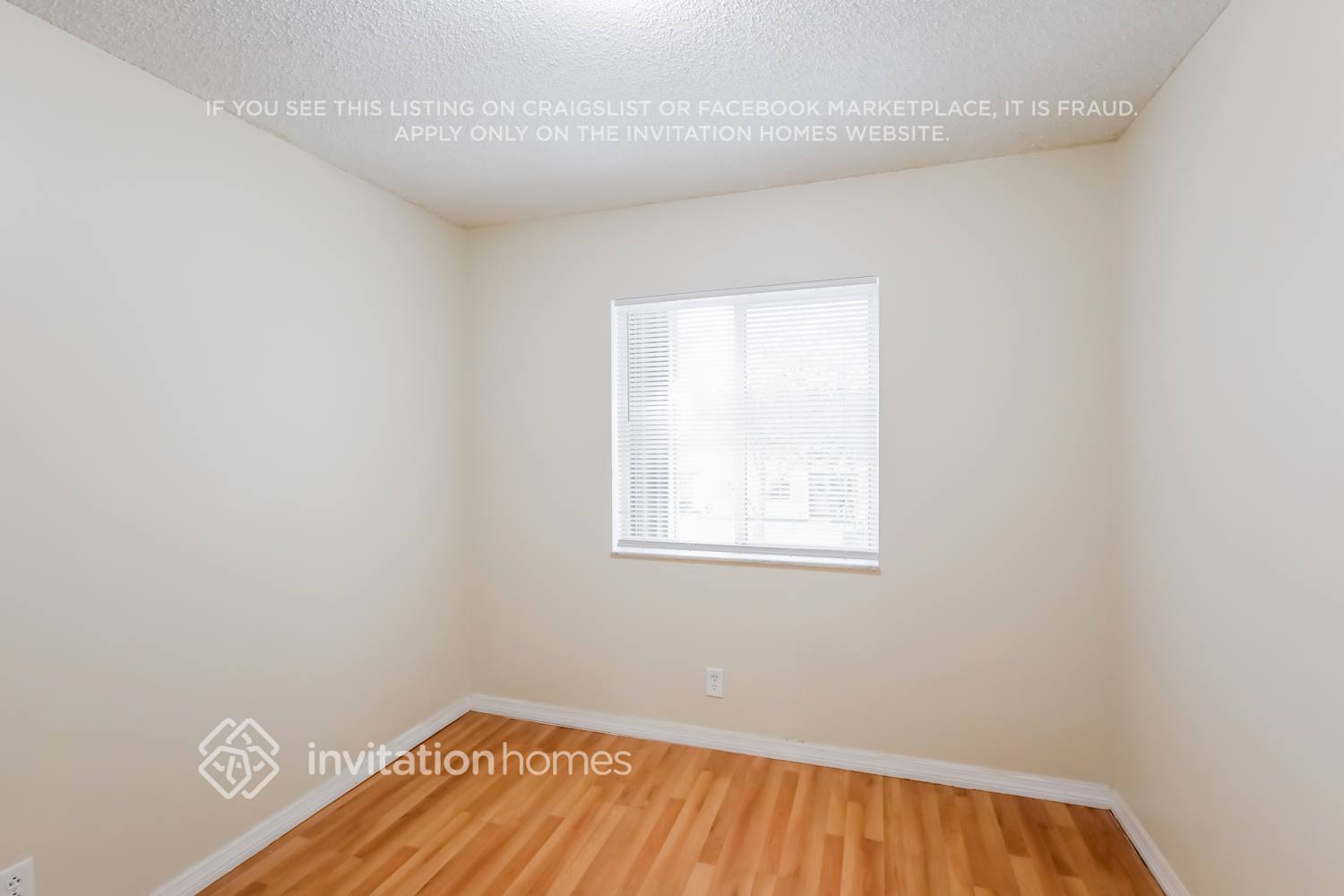 Building Photo - 17443 SW 140th Ct