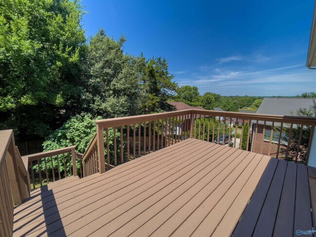 Building Photo - 107 Barrington Ct