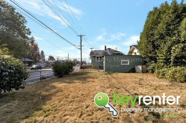 Building Photo - 3739 Fawcett Ave