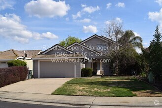Building Photo - 4 Bedroom Rocklin Gem! Pet Friendly! Comin...