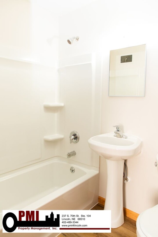 Building Photo - 1400 F / 836 South Street