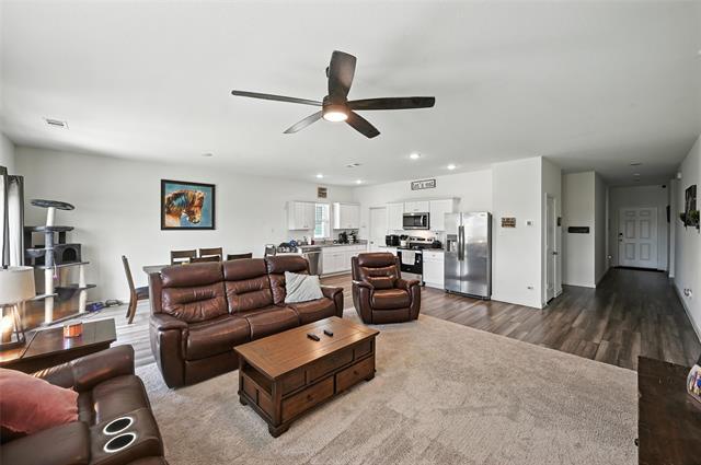 Building Photo - 1545 Shadow Hawk Dr
