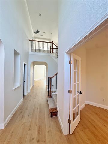 Building Photo - 8339 Davis Dr