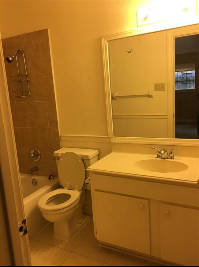 Building Photo - 5212 Arboles Dr