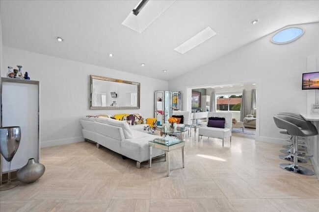 Building Photo - 5534 Ainsley Ct