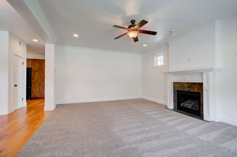 Building Photo - 3167 Spring Ridge Dr