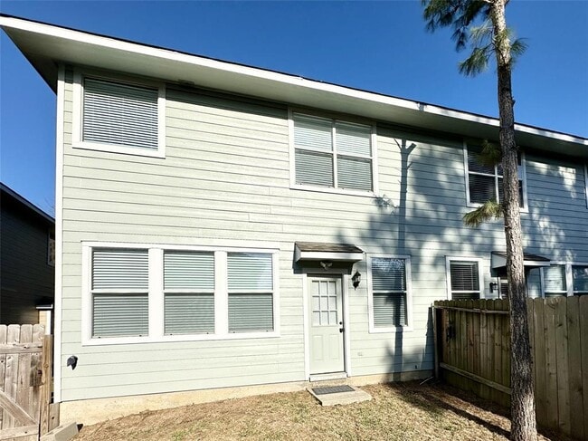 Building Photo - 75 Blue Creek Pl