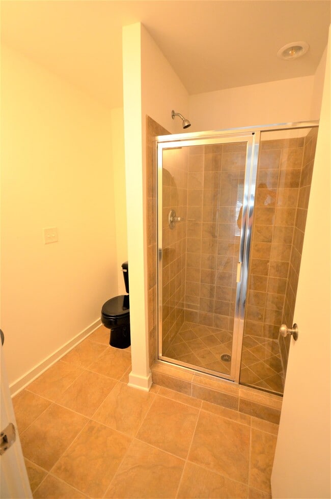 Building Photo - 142 Moreland Ave SE