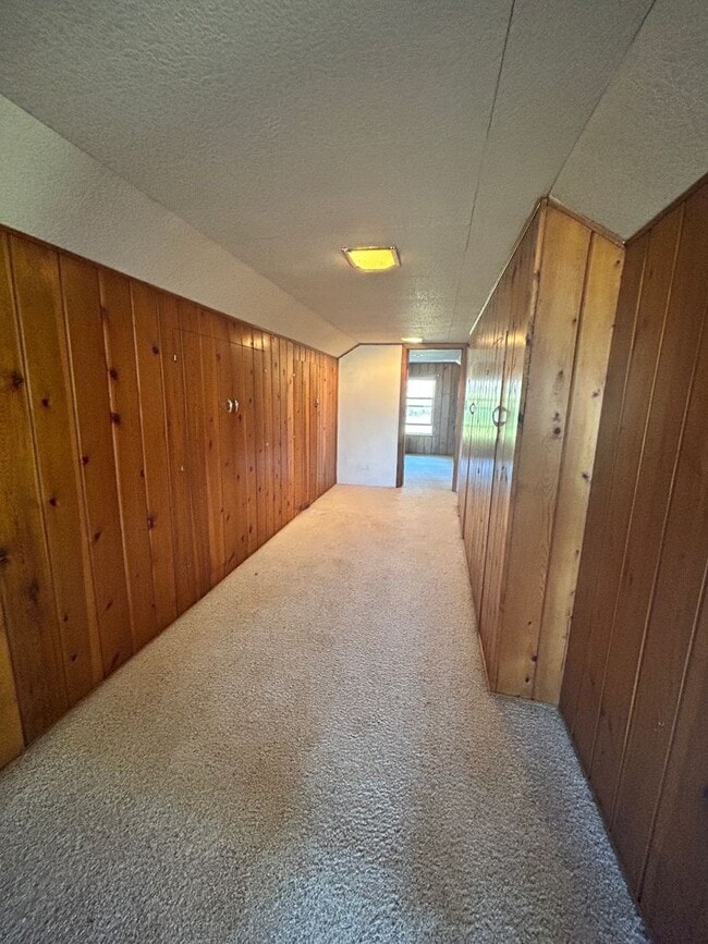 Building Photo - 505 Camas Creek Loop