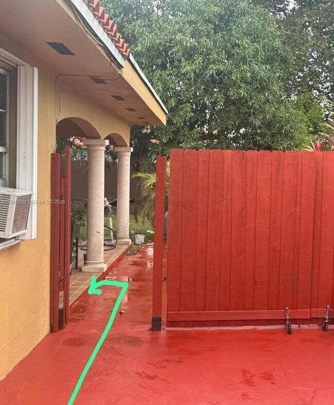 Building Photo - 7175 SW 23rd St