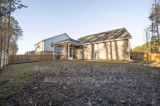 Building Photo - 225 Whirlaway Dr