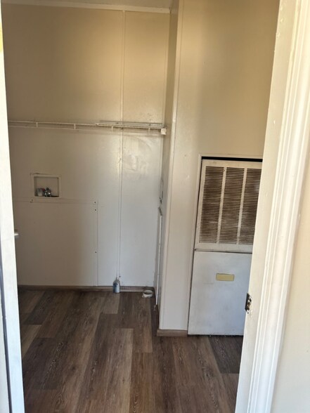 Building Photo - 311 Crescent Meadows Ln