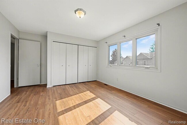 Building Photo - 4222 Breckenridge Dr