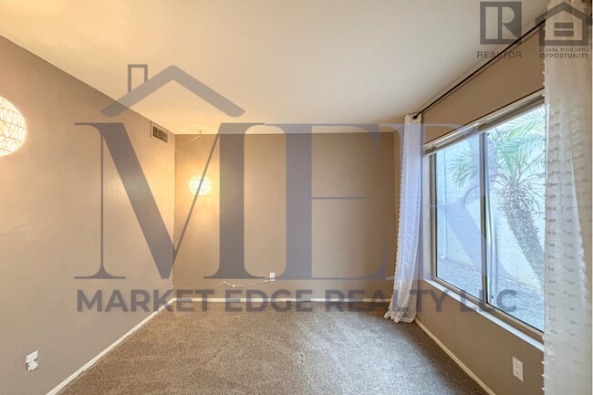 Building Photo - 3Bed/3Bath Home at Cave Creek/Greenway Rd!...