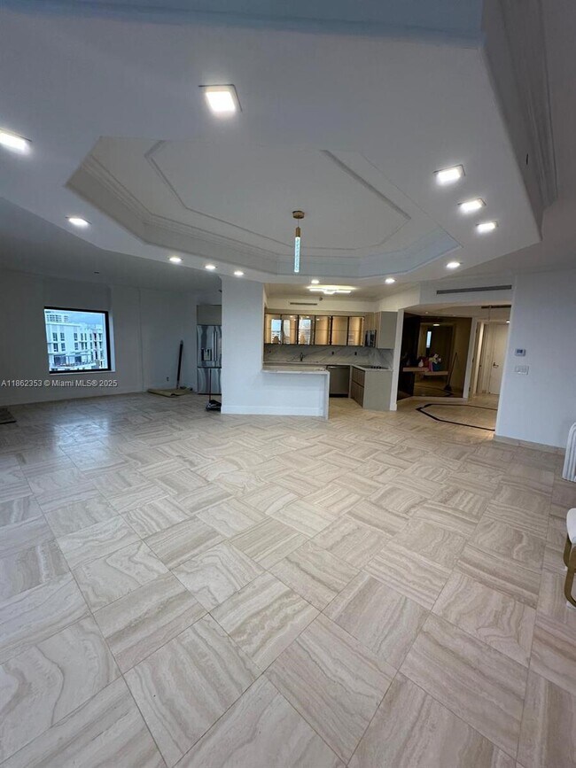 Building Photo - 19500 Turnberry Way