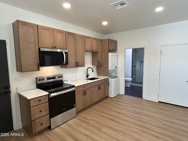 Building Photo - 14039 N 181st Ave