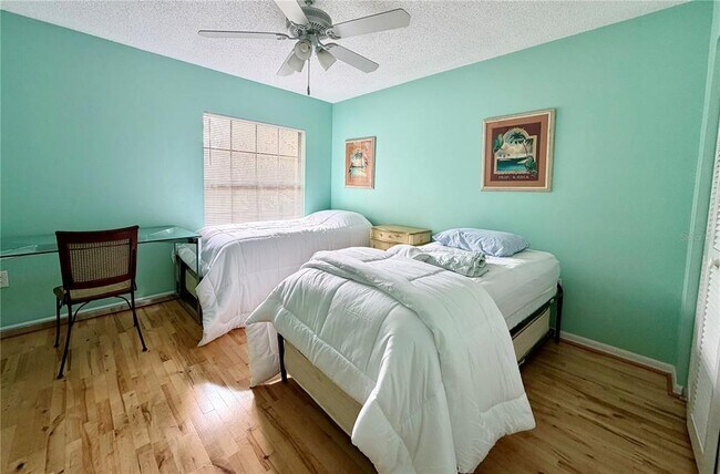 Building Photo - 5454 Saddlebrook Way