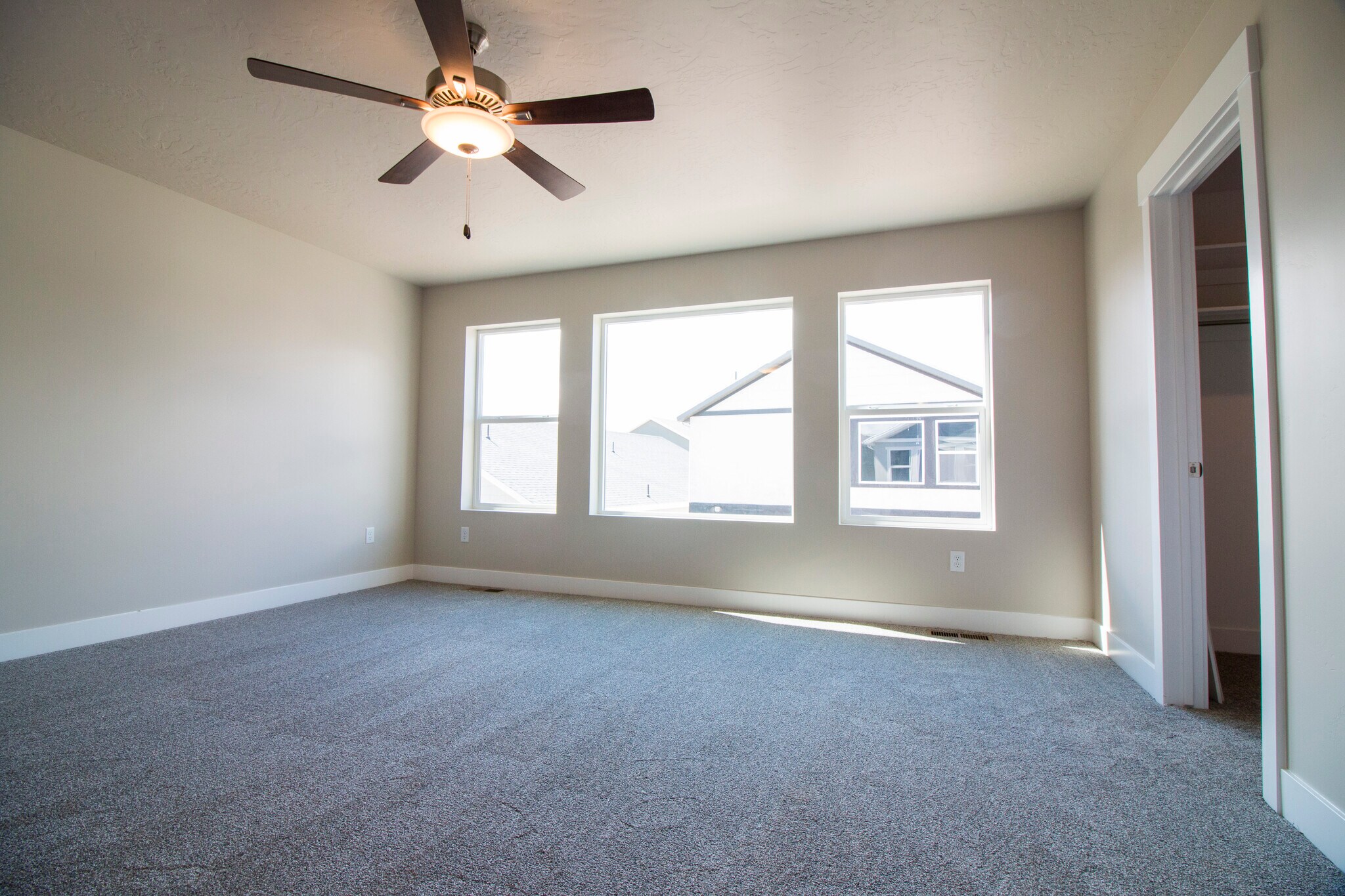 Building Photo - 8675 N Shadow Creek Aly