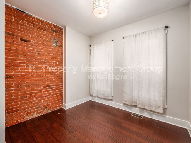 Building Photo - 451 S 22nd St