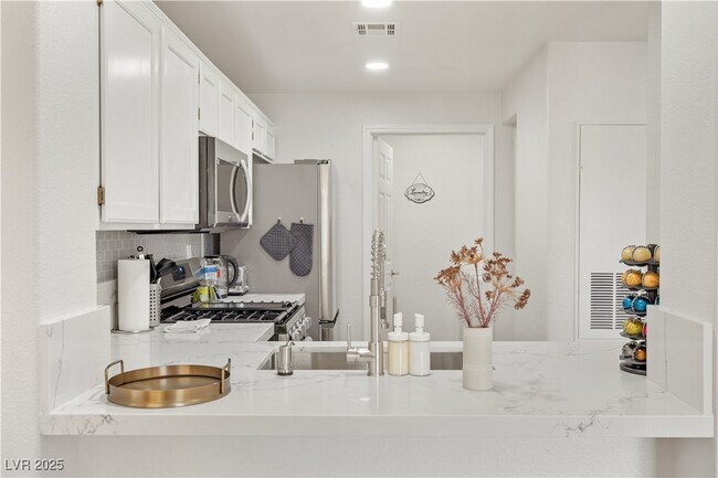 Building Photo - 8501 W University Ave