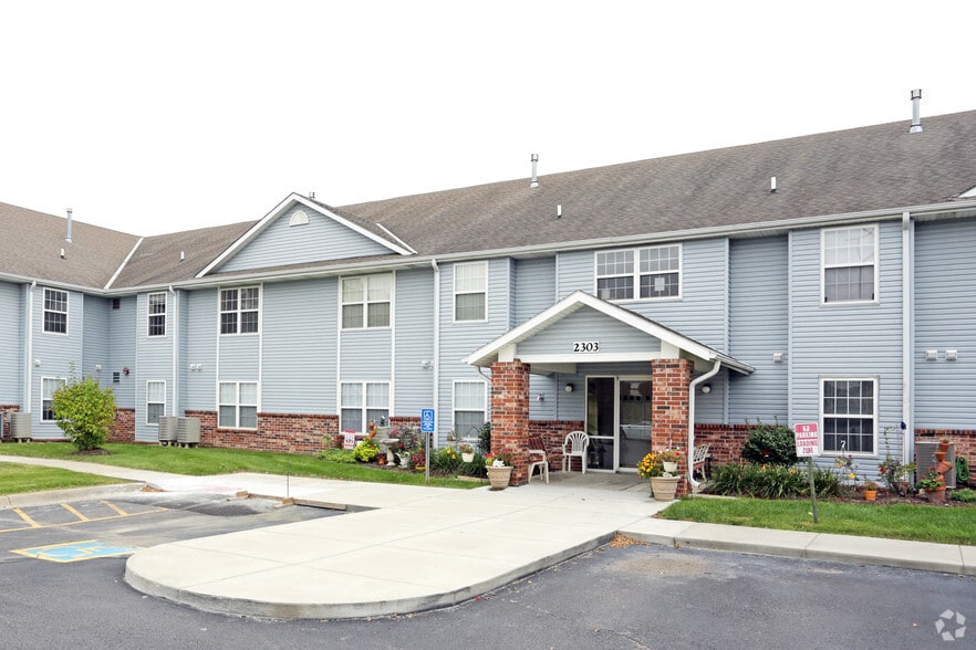 Primary Photo - NESRG South Ridge Apartments