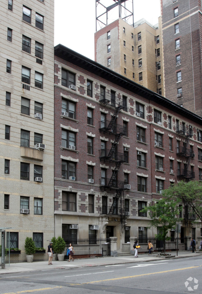 Primary Photo - 53-55 E 96th St