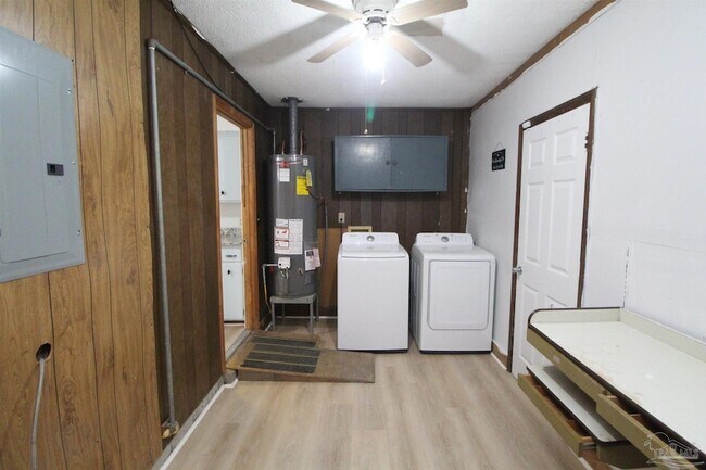 Building Photo - 6500 Antietam Dr