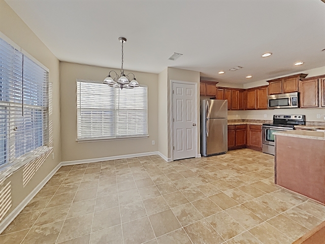 Building Photo - 2074 Longhunter Chase Drive